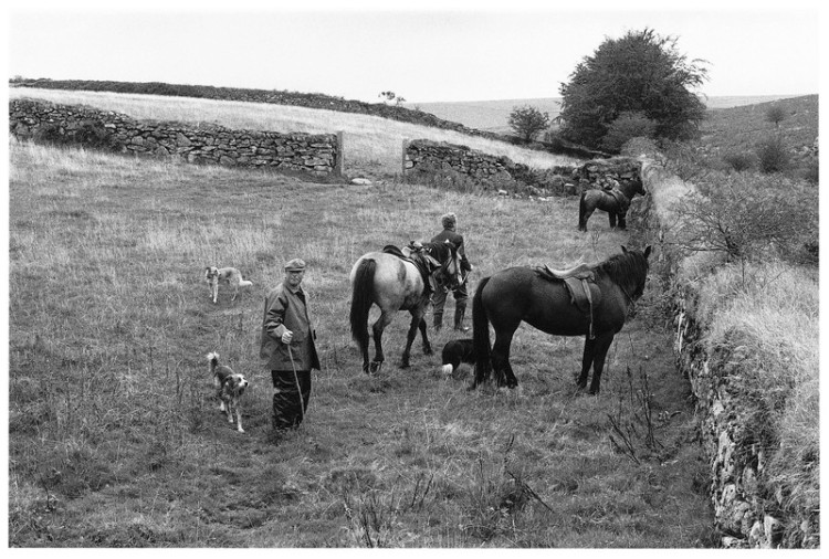 Stopping for lunch, Merrivale Pony Drift 1976.jpg
